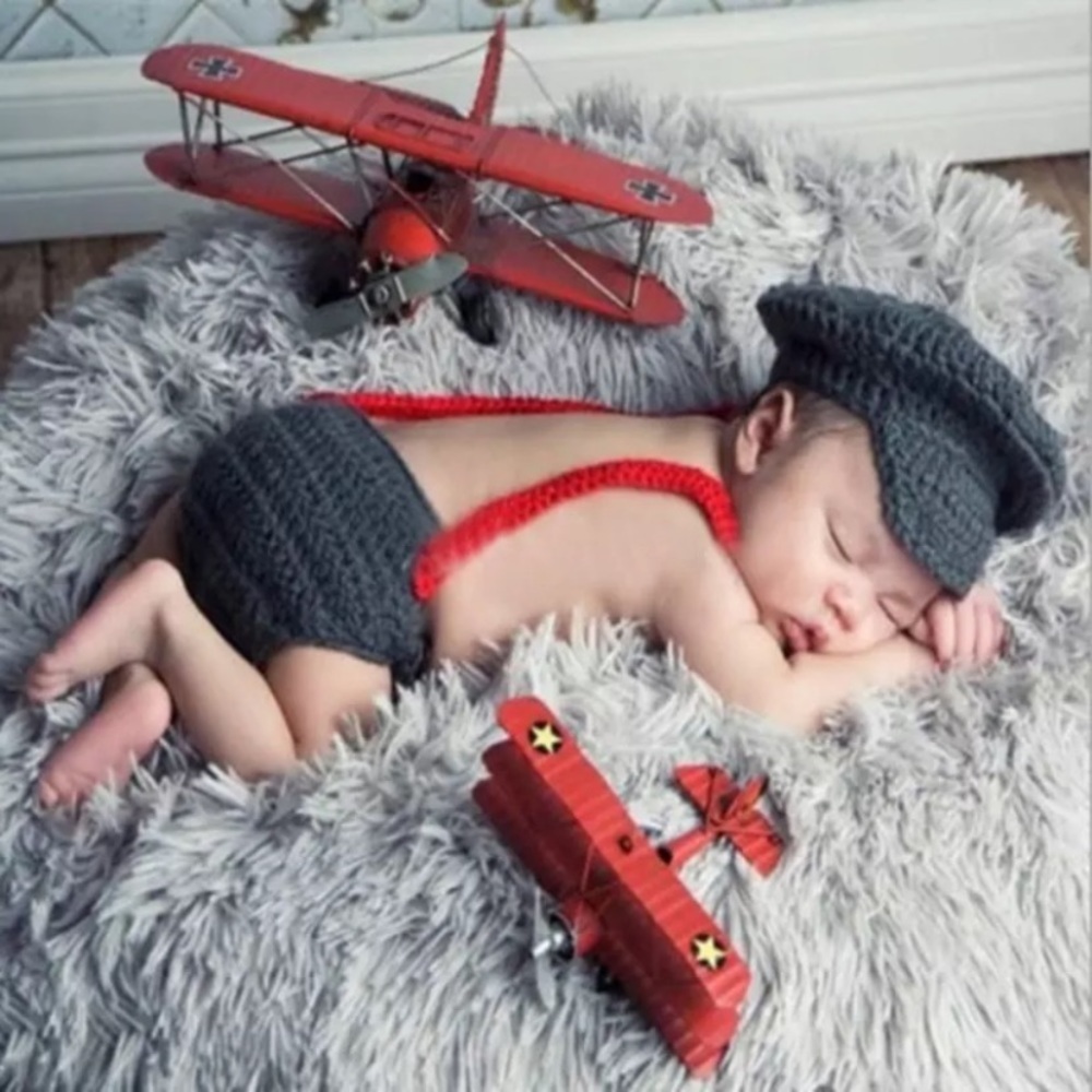 Newborn baby crochet outfit